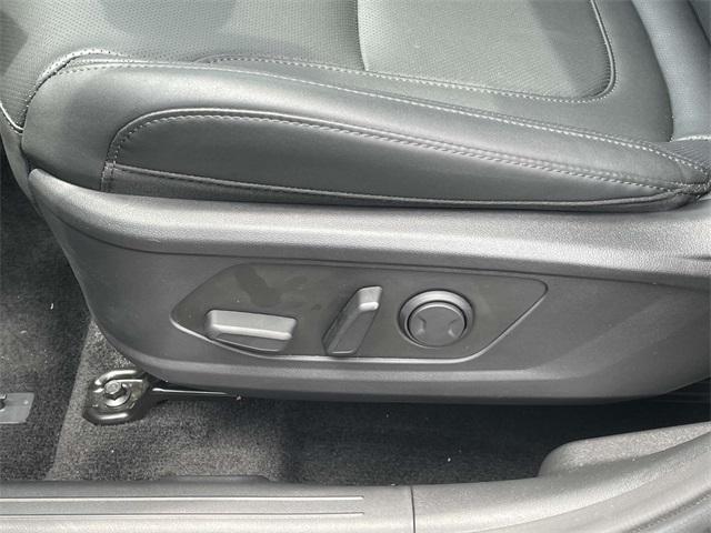 used 2025 Hyundai TUCSON Hybrid car, priced at $31,900