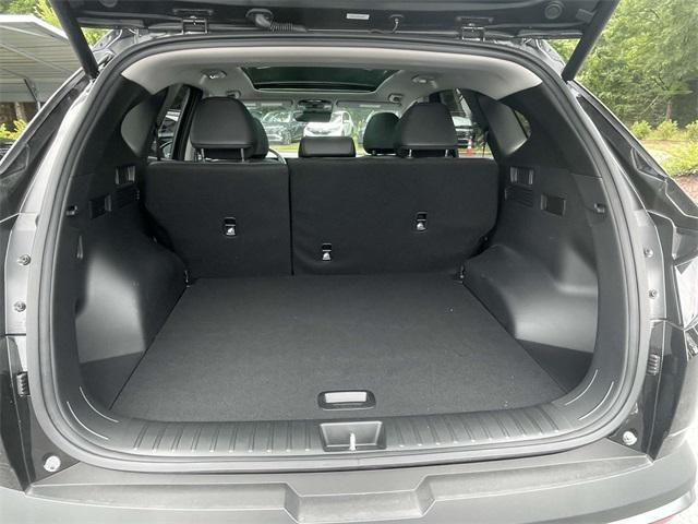used 2025 Hyundai TUCSON Hybrid car, priced at $31,900