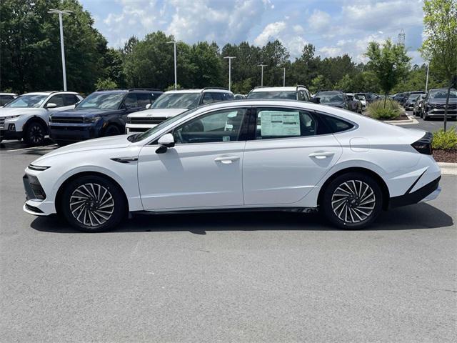 new 2025 Hyundai Sonata Hybrid car, priced at $39,960