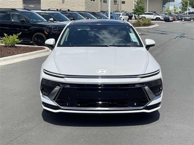 new 2025 Hyundai Sonata Hybrid car, priced at $39,960