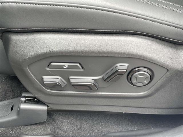 new 2026 Hyundai SANTA FE HEV car, priced at $51,405