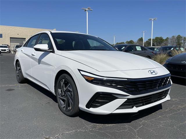 new 2025 Hyundai Elantra car, priced at $31,925