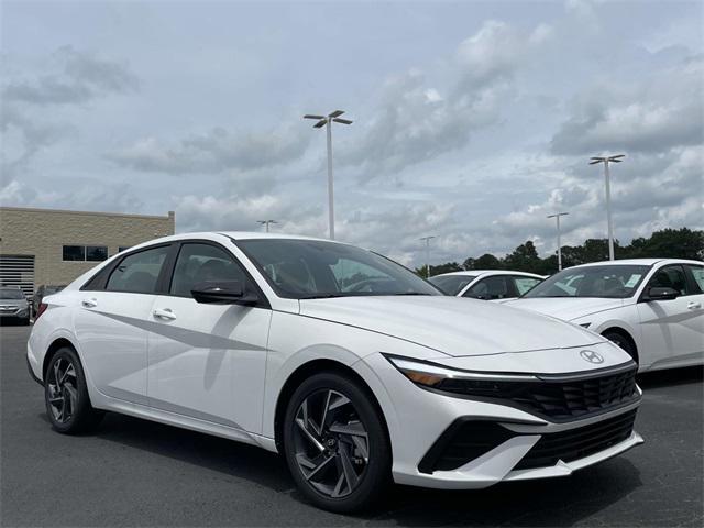 new 2025 Hyundai Elantra car, priced at $25,385