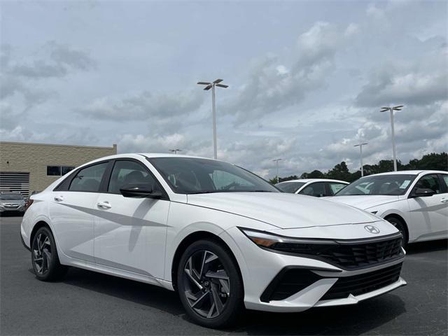 new 2025 Hyundai Elantra car, priced at $25,385