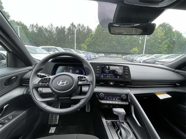 new 2025 Hyundai Elantra car, priced at $25,385