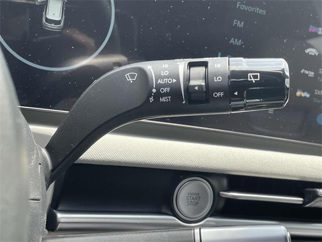 new 2025 Hyundai Tucson car, priced at $42,990