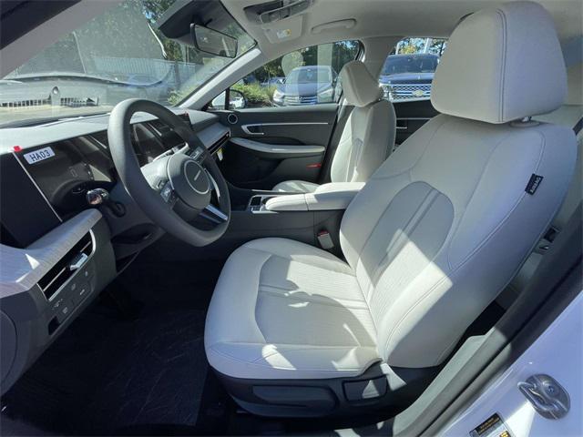 new 2026 Hyundai Sonata Hybrid car, priced at $31,350