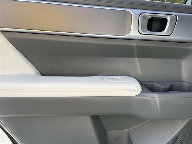 new 2025 Hyundai Santa Fe car, priced at $39,480