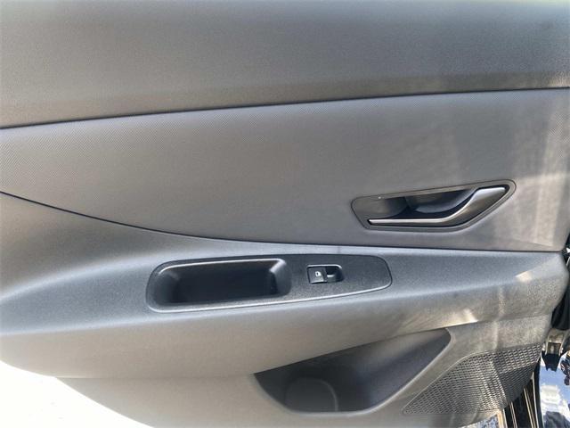 new 2025 Hyundai Elantra car, priced at $29,260