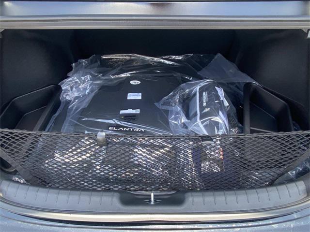 new 2025 Hyundai Elantra car, priced at $29,260