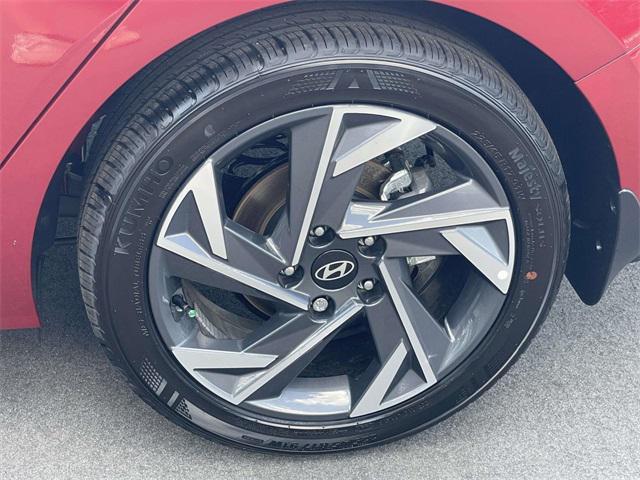 new 2025 Hyundai Elantra car, priced at $25,605