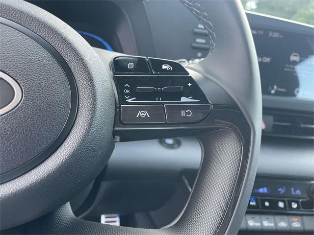 new 2025 Hyundai Elantra car, priced at $25,605