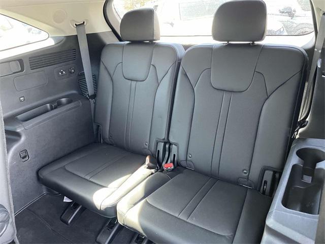 used 2021 Kia Sorento car, priced at $26,900