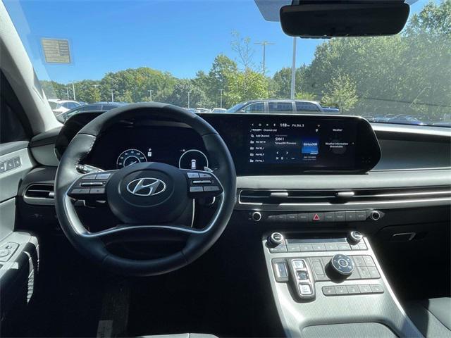 used 2025 Hyundai Palisade car, priced at $41,900