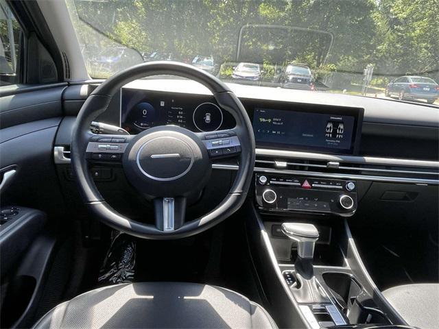 used 2025 Hyundai Tucson car, priced at $27,900