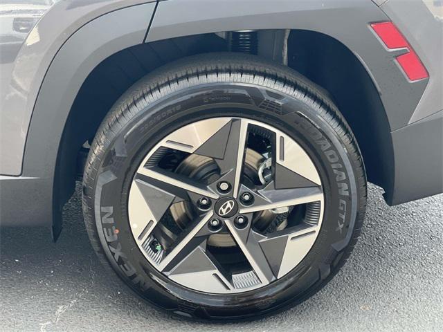 new 2025 Hyundai TUCSON Hybrid car, priced at $38,300