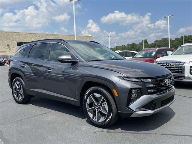new 2025 Hyundai TUCSON Hybrid car, priced at $38,300