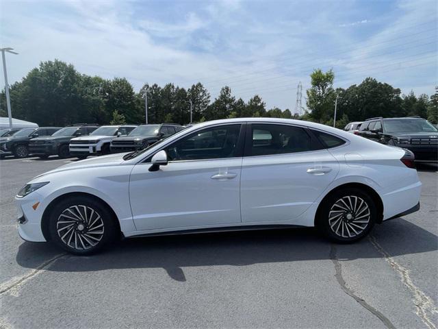 used 2022 Hyundai Sonata Hybrid car, priced at $17,900