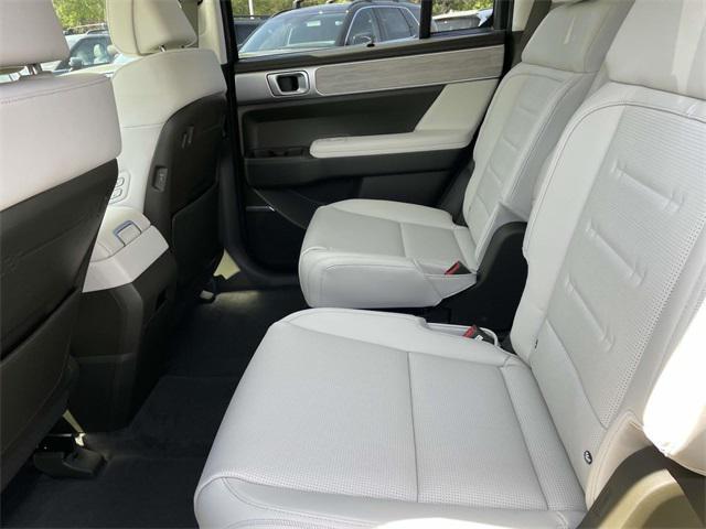 new 2025 Hyundai SANTA FE HEV car, priced at $51,955