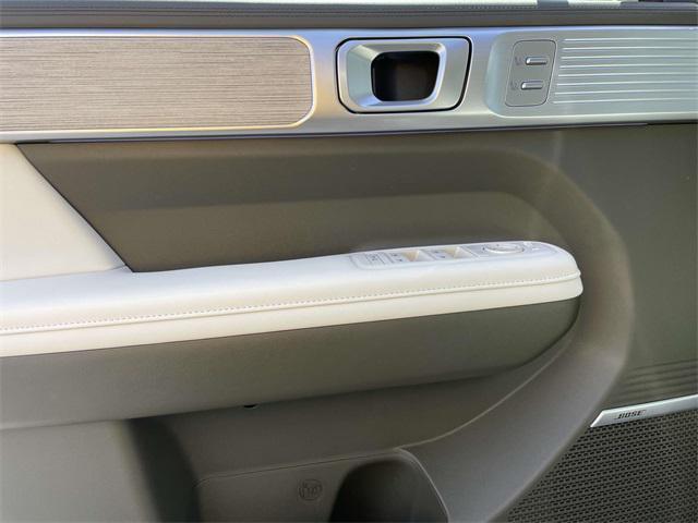 new 2025 Hyundai SANTA FE HEV car, priced at $51,955