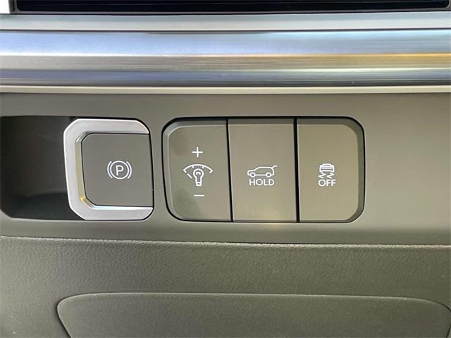new 2025 Hyundai SANTA FE HEV car, priced at $51,955