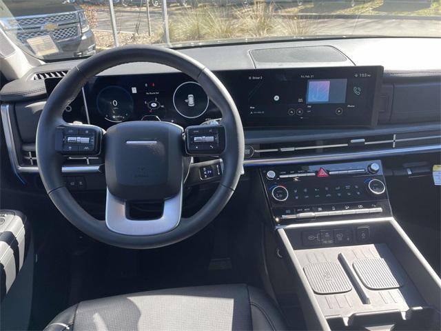 used 2025 Hyundai Santa Fe car, priced at $41,900
