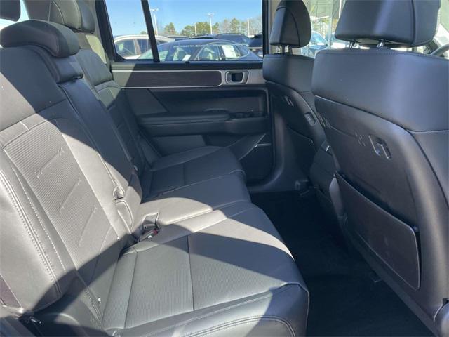 used 2025 Hyundai Santa Fe car, priced at $41,900