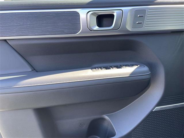 used 2025 Hyundai Santa Fe car, priced at $41,900
