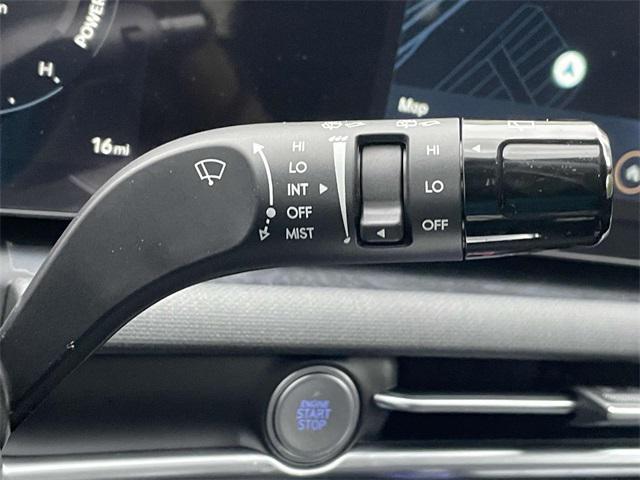 new 2025 Hyundai TUCSON Hybrid car, priced at $38,340