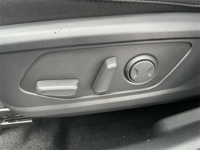 new 2025 Hyundai TUCSON Hybrid car, priced at $38,340
