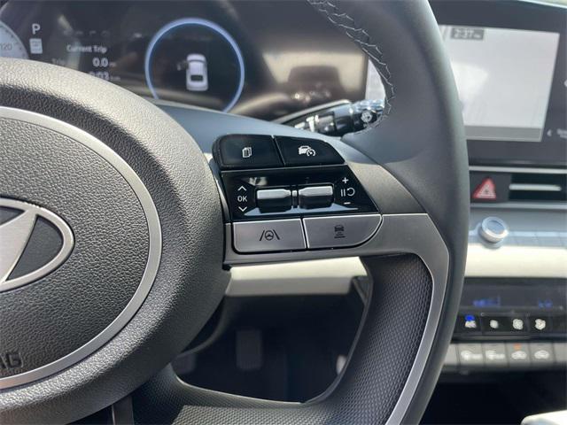 new 2025 Hyundai Elantra car, priced at $28,560