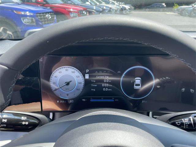 new 2025 Hyundai Elantra car, priced at $28,560