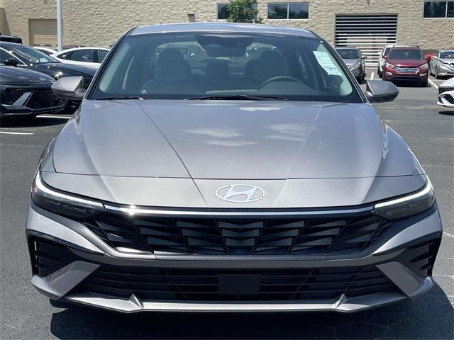 new 2025 Hyundai Elantra car, priced at $28,560