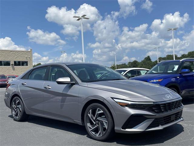 new 2025 Hyundai Elantra car, priced at $28,560