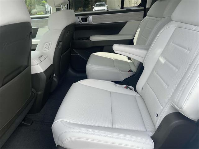 new 2025 Hyundai SANTA FE HEV car, priced at $50,614