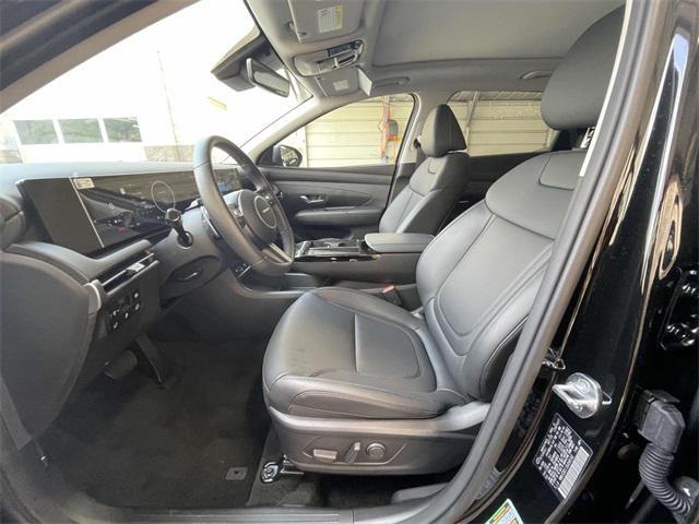 used 2025 Hyundai TUCSON Hybrid car, priced at $34,900