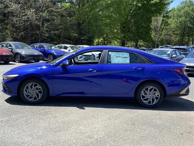 new 2024 Hyundai Elantra car, priced at $25,285