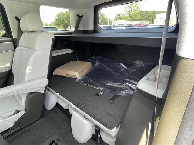 new 2025 Hyundai SANTA FE HEV car, priced at $52,415