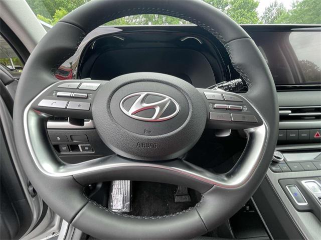 new 2025 Hyundai Santa Fe car, priced at $43,229