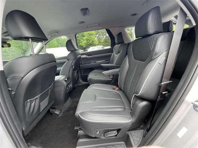 new 2025 Hyundai Santa Fe car, priced at $43,229