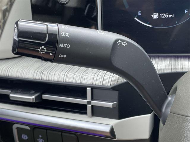 used 2024 Hyundai Santa Fe car, priced at $42,900
