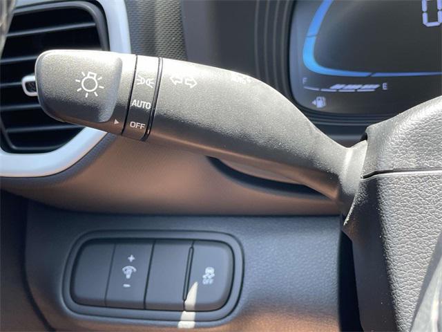 new 2025 Hyundai Venue car, priced at $25,540