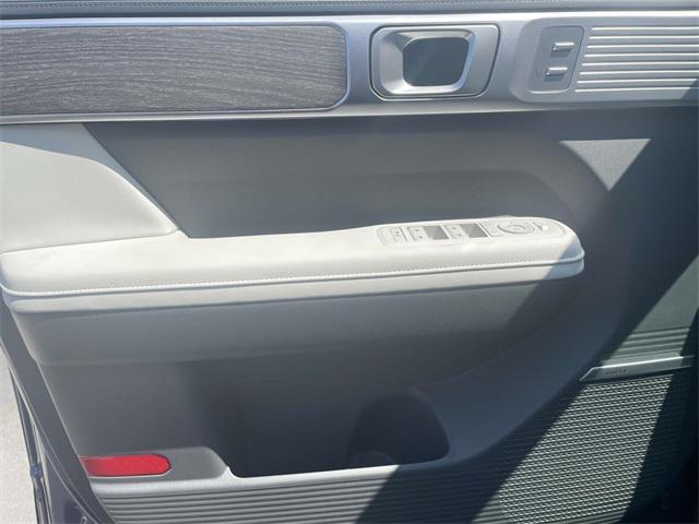 new 2025 Hyundai SANTA FE HEV car, priced at $50,089