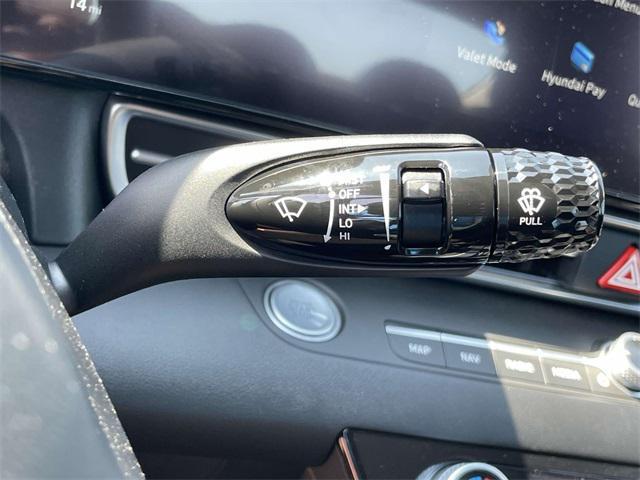 new 2025 Hyundai Elantra car, priced at $28,560