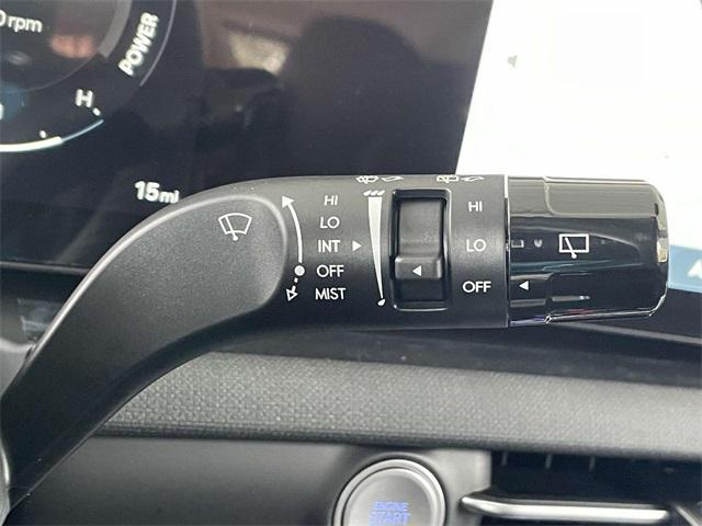 new 2025 Hyundai TUCSON Hybrid car, priced at $38,340