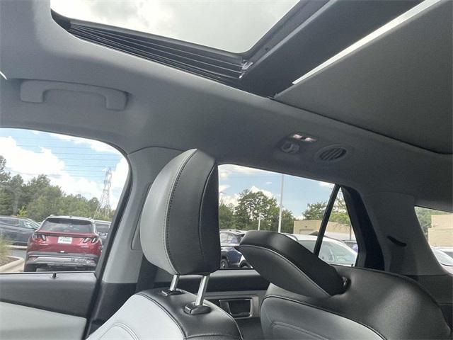 used 2021 Ford Explorer car, priced at $25,900