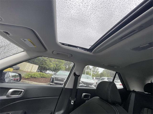 used 2022 Hyundai Venue car, priced at $17,900