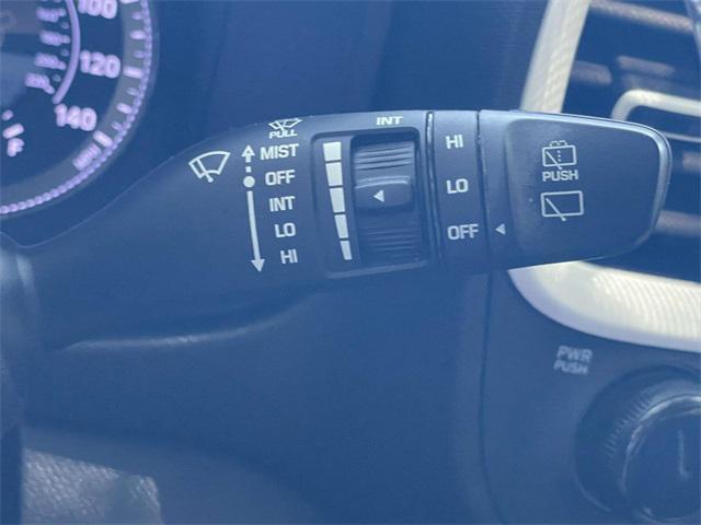 used 2022 Hyundai Venue car, priced at $18,900