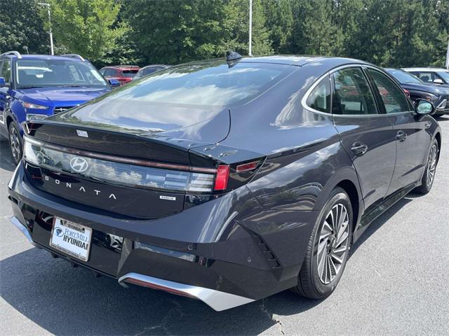 new 2025 Hyundai Sonata Hybrid car, priced at $39,480