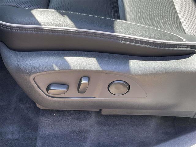 used 2024 GMC Acadia car, priced at $46,900